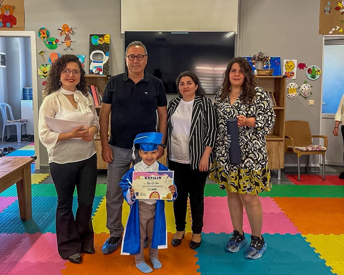 Anne Baba Çocuk Merkezi’nde mezuniyet heyecanı