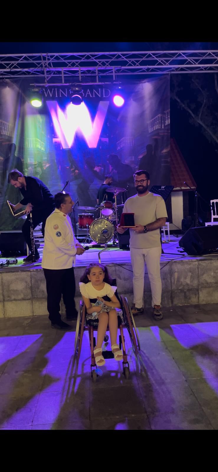 Kuşadası Çağla Deniz Tunç'a umut oldu