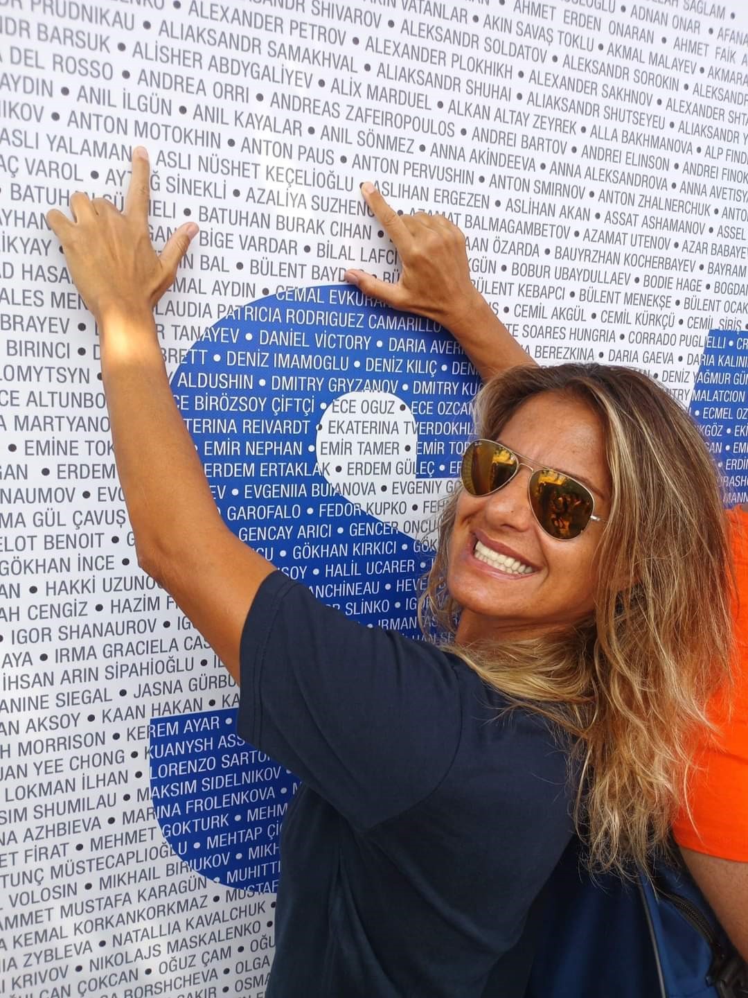 Kuşadalı Aslı, Boğaz'ı Fethetti!