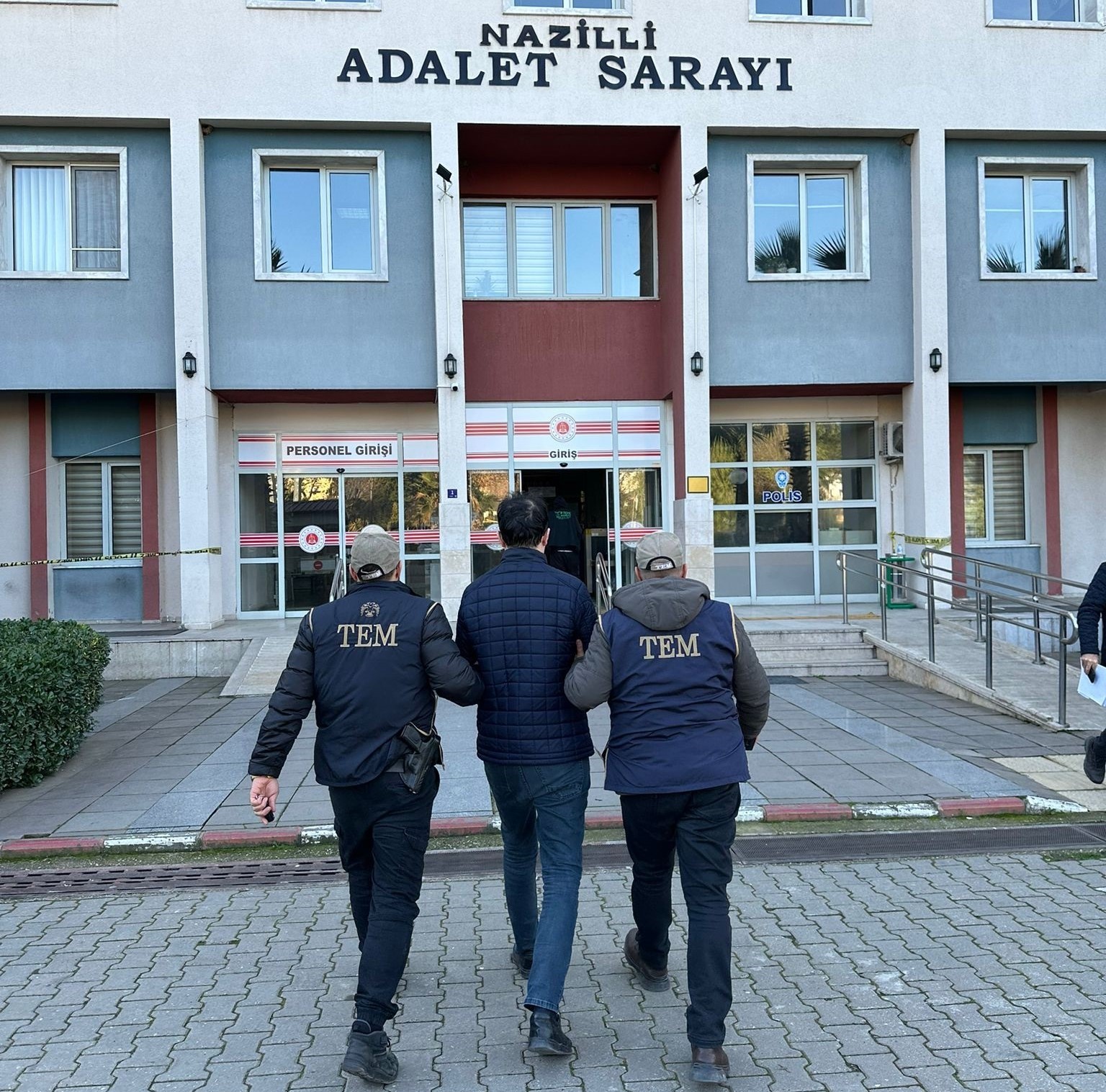 Nazilli’de FETÖ üyesi firari ihraç polis yakalandı