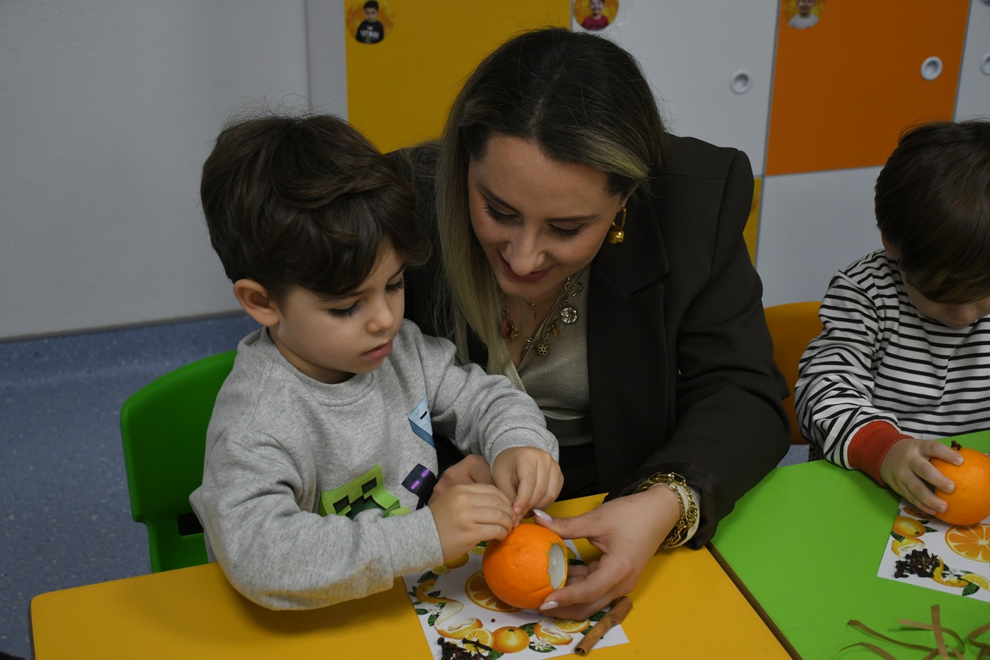 Kuşadası Belediyesi Çocuk Gelişim Merkezi geleceğe umut oluyor