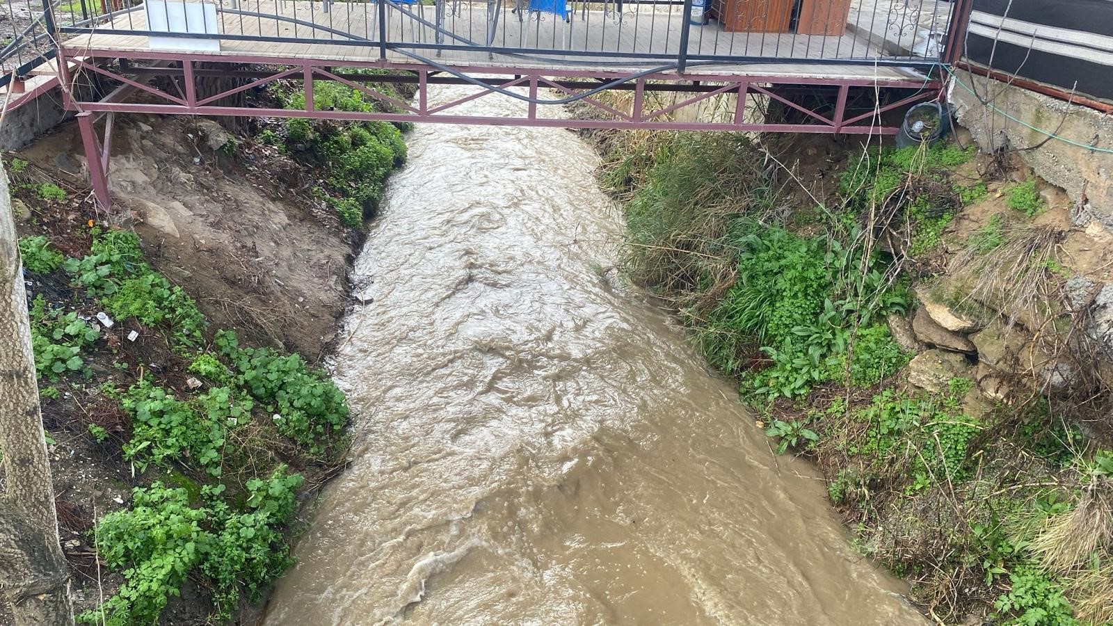 Bozdoğan’da yağışlar derelerin debisini artırdı